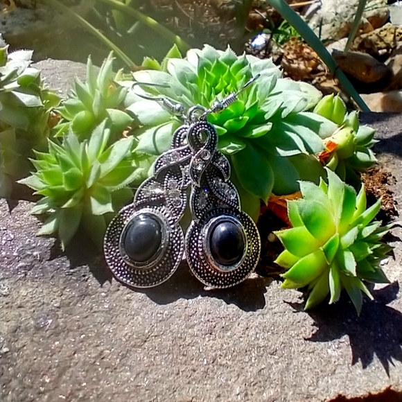 Sold $10 - Picture 2 of 4